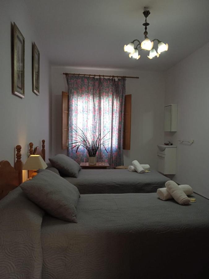 Pension La Sierra Кортес-де-ла-Фронтера Экстерьер фото