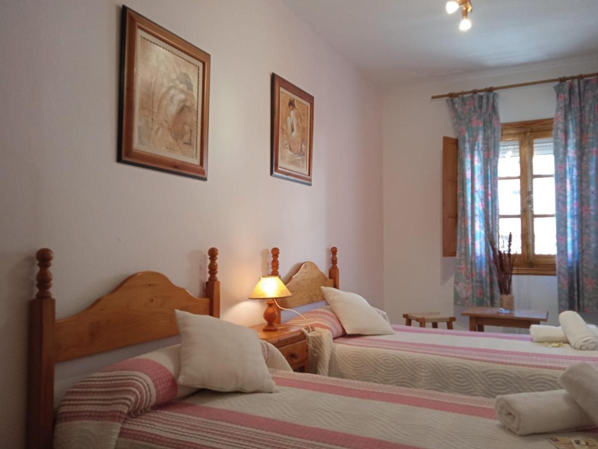 Pension La Sierra Кортес-де-ла-Фронтера Экстерьер фото