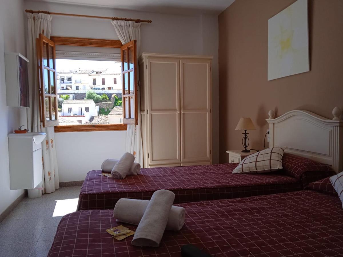 Pension La Sierra Кортес-де-ла-Фронтера Экстерьер фото
